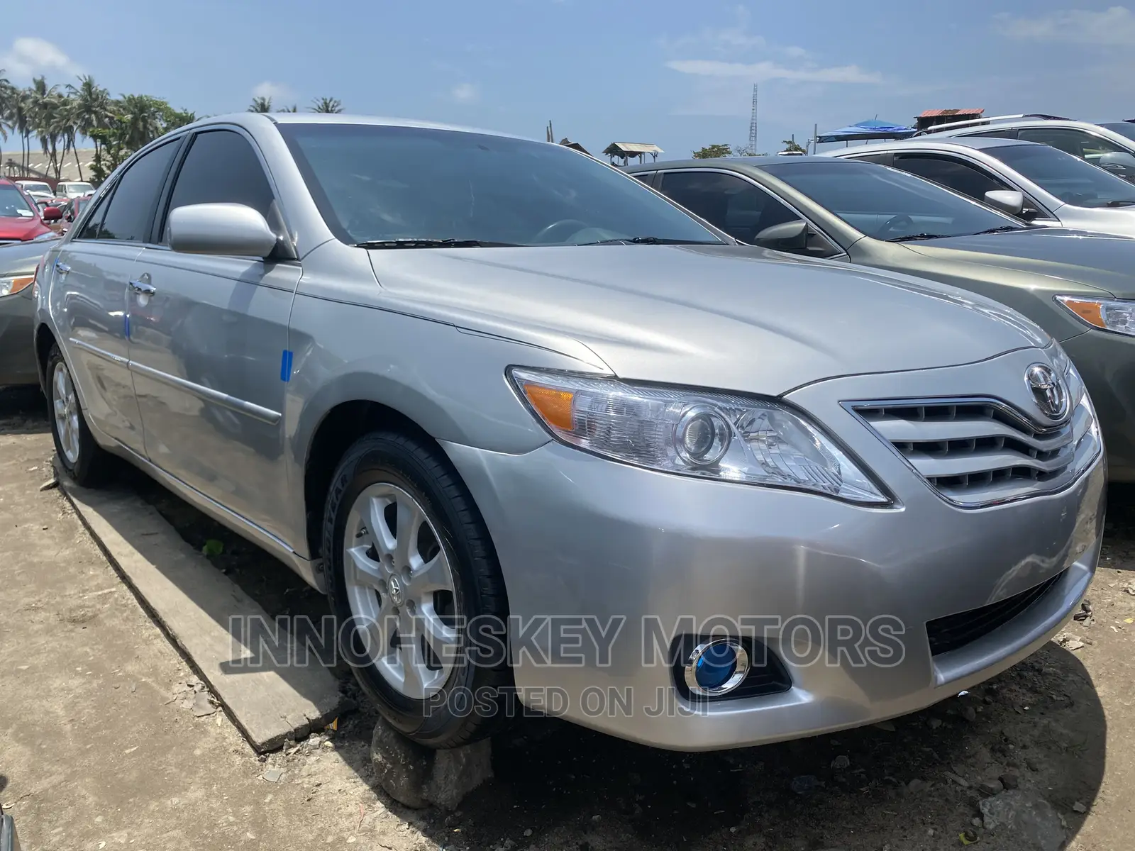 Toyota Camry 2010 Silver