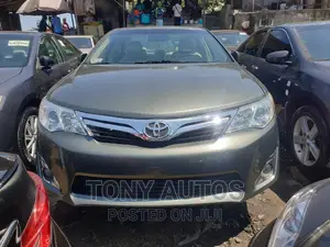 Toyota Camry 2013 Green