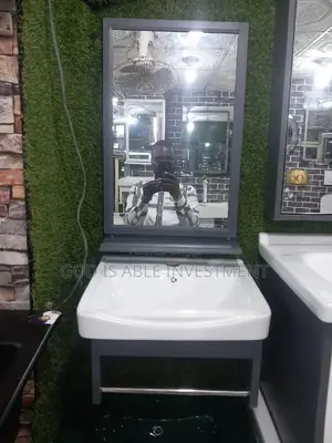 Cabinet Basin With Mirror