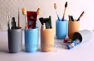 Capsule Case Toothbrush Holder