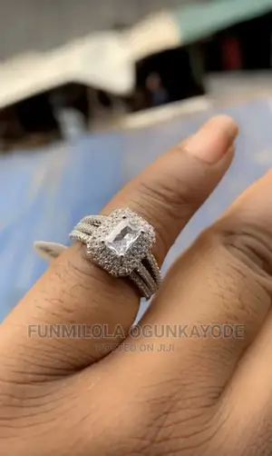 Quality Engement Ring/Wedding Ring..