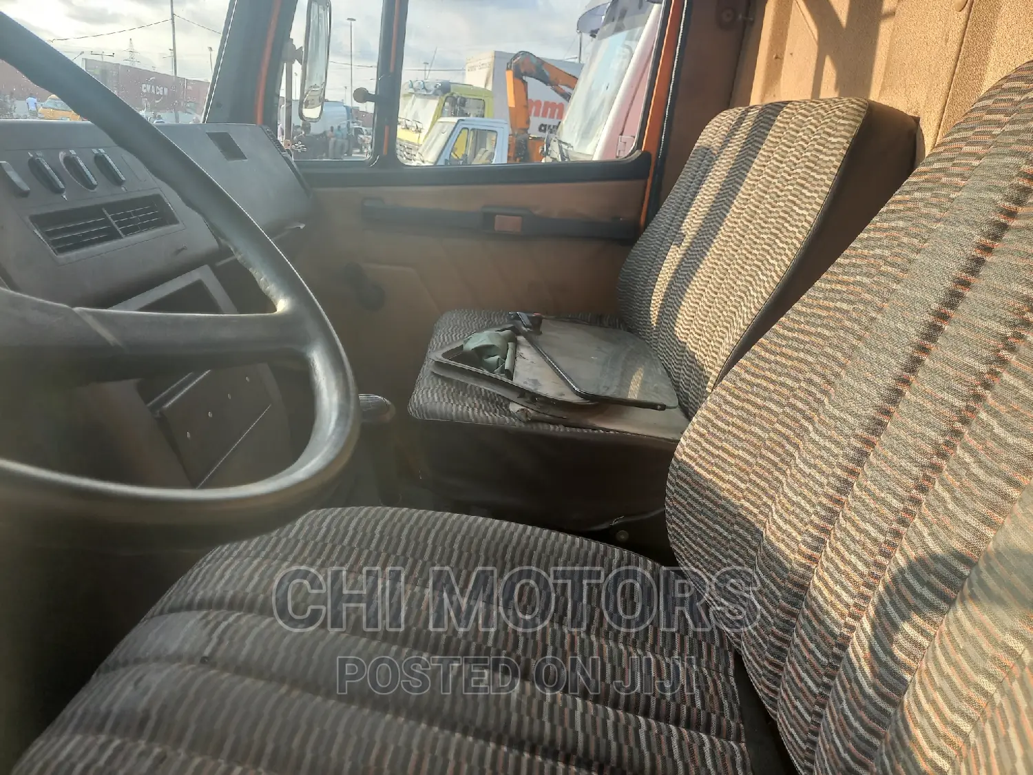 Mercedes-Benz Tourismo 2005 Orange
