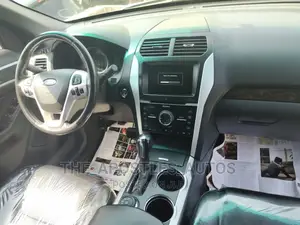 Ford Explorer 2013 Gray