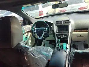 Ford Explorer 2013 Brown