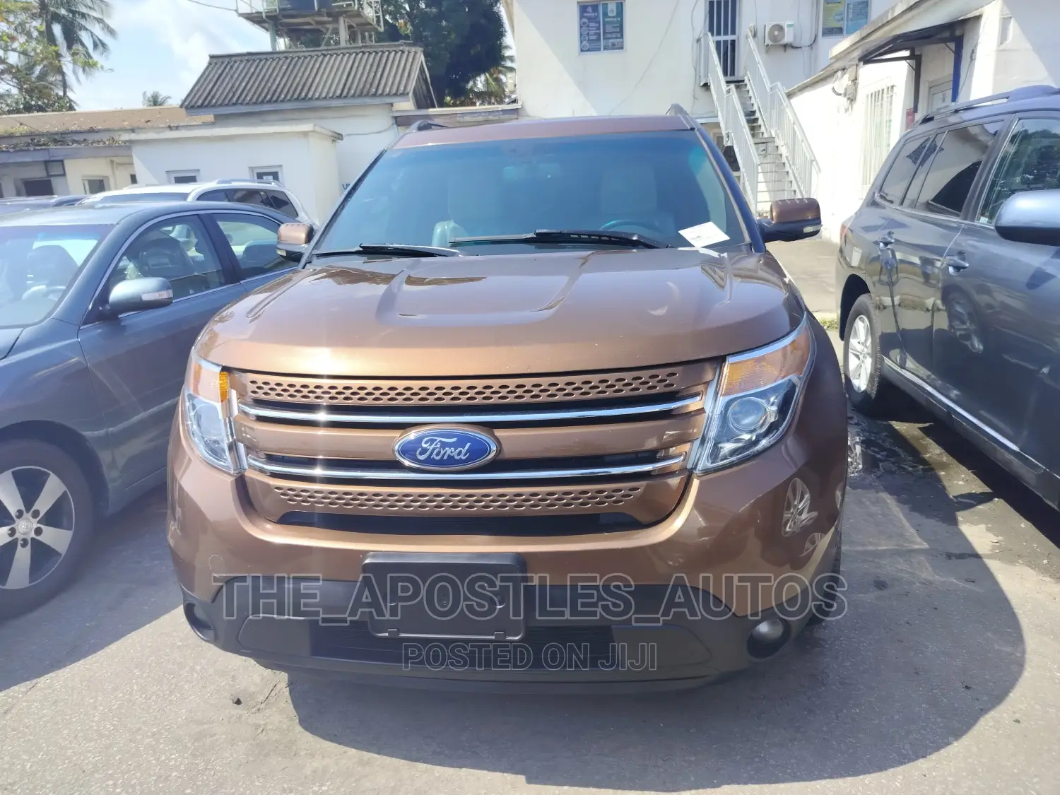 Ford Explorer 2013 Brown
