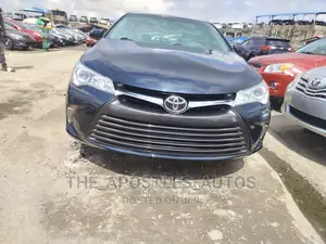 Toyota Camry 2016 Blue