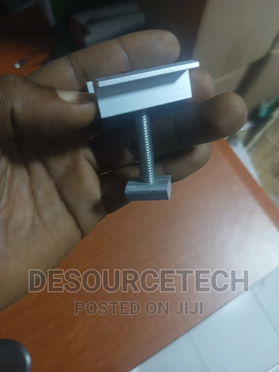 Mid Clamp for Solar Panel Mounting