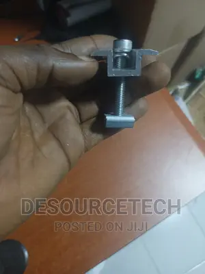 Mid Clamp for Solar Panel Mounting
