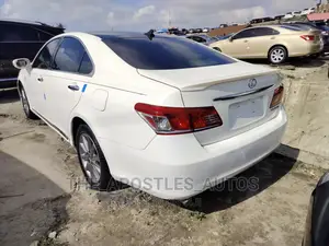 Lexus ES 350 2011 White