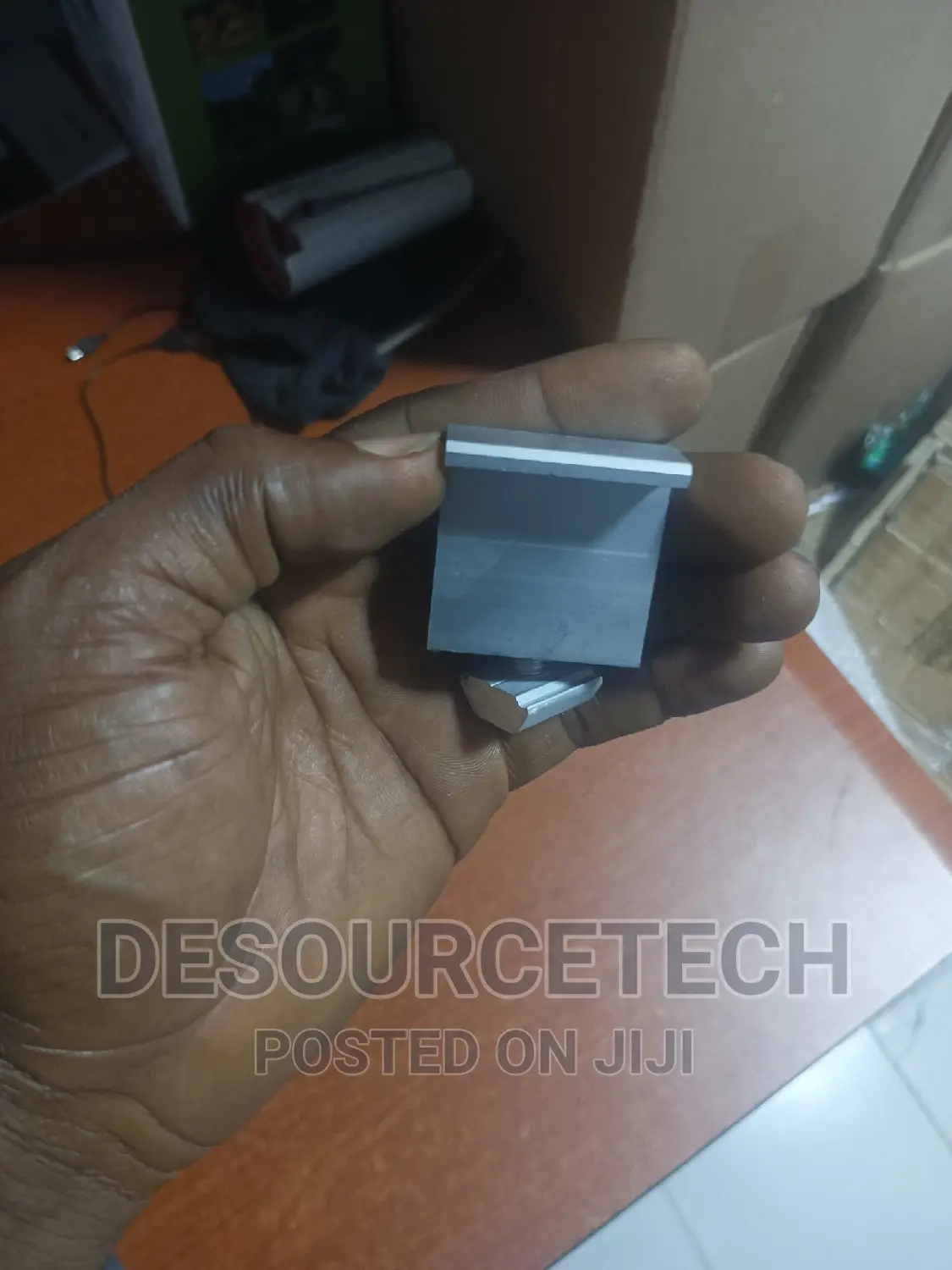 End Clamp for Solar Panel Mounting