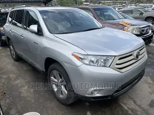 Toyota Highlander Limited 2012 Silver
