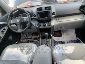 Toyota RAV4 2.5 Limited 2012 Blue