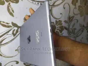 Apple iPad Air 32 GB Silver