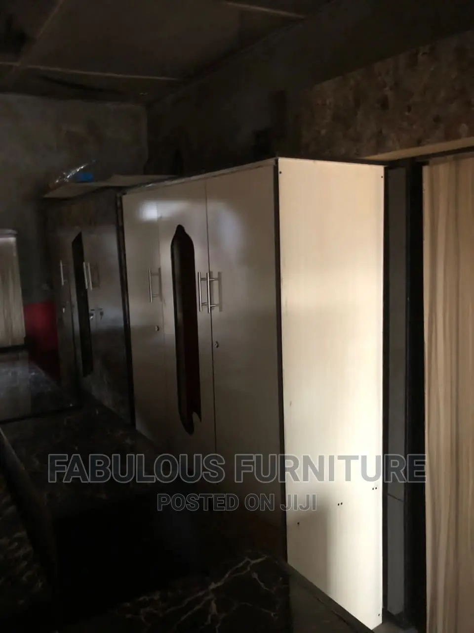 Quality 4x6 Wardrobe