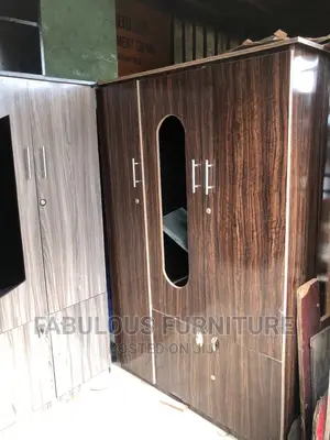 Quality 4x6 Wardrobe