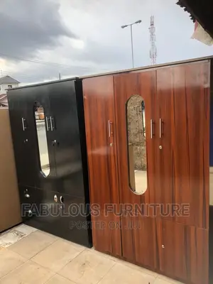 Quality 4x6 Wardrobe