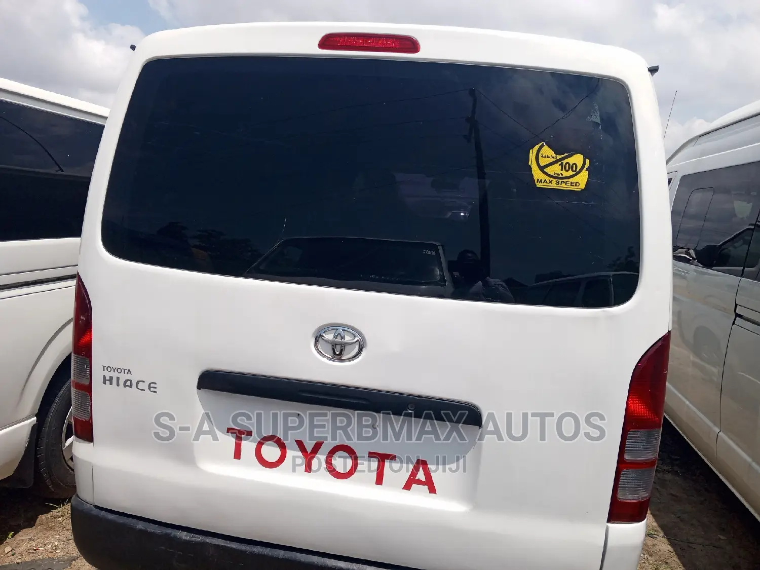Toyota HiAce 2008 White