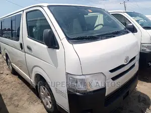 Toyota HiAce 2008 White