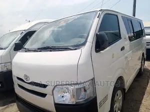 Toyota HiAce 2008 White