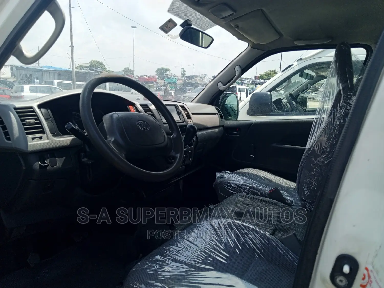 Toyota HiAce 2008 White