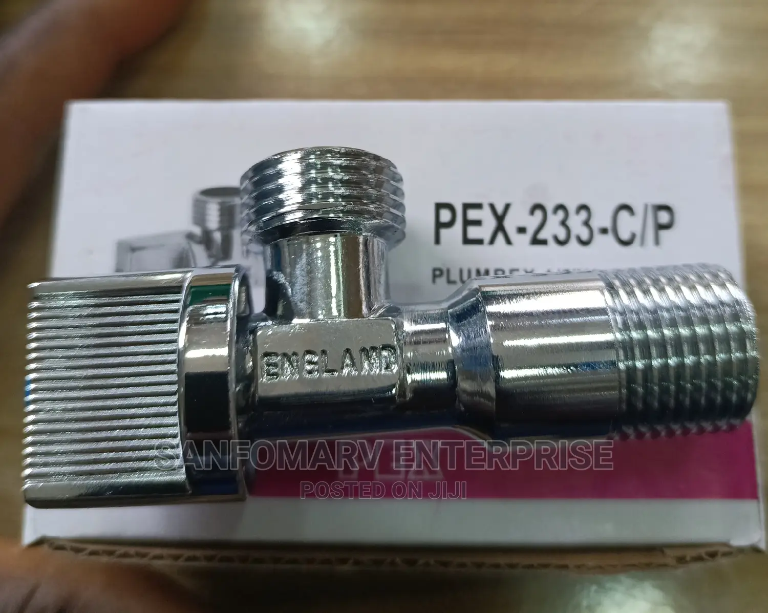 England Angle Valve