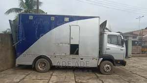 Mercedes 1114 Trick