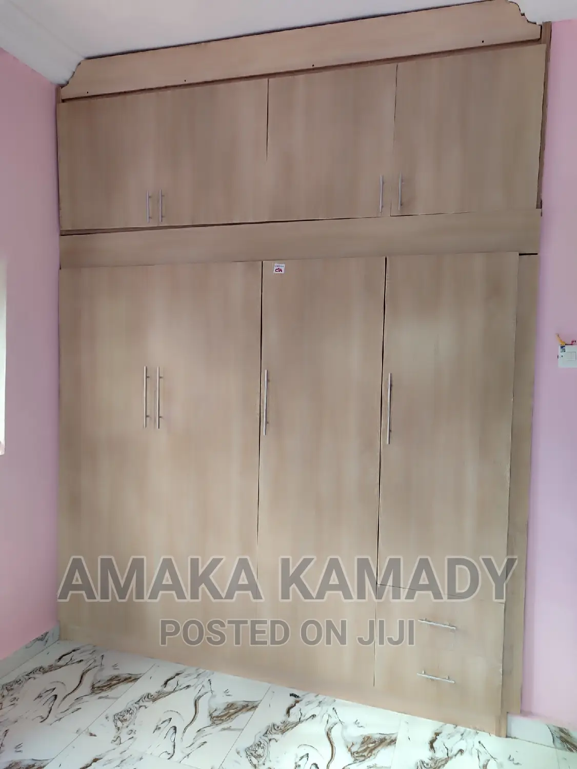 Simple Wardrobe