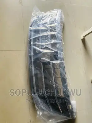 Front Grill Honda Croustour 2010