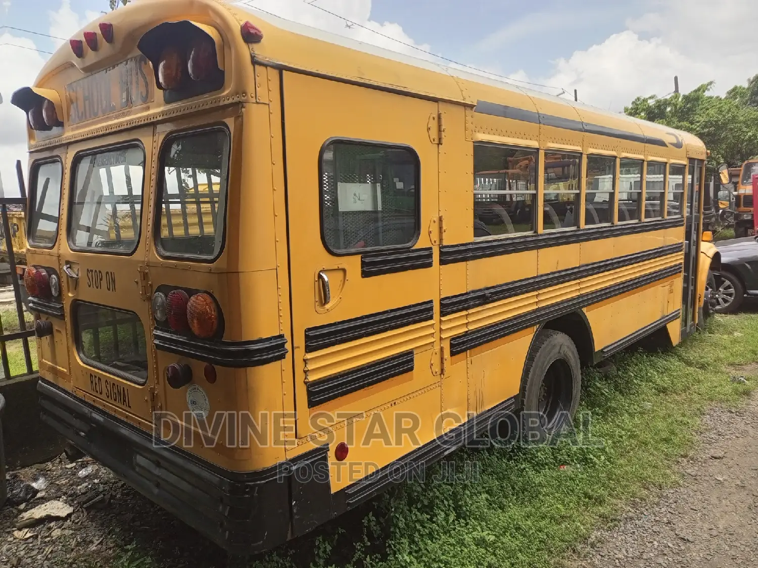 Bus 1997 Yellow