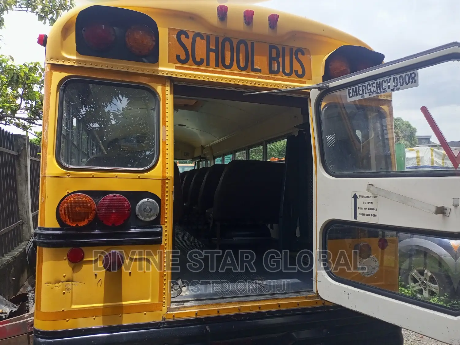 Bus 1997 Yellow