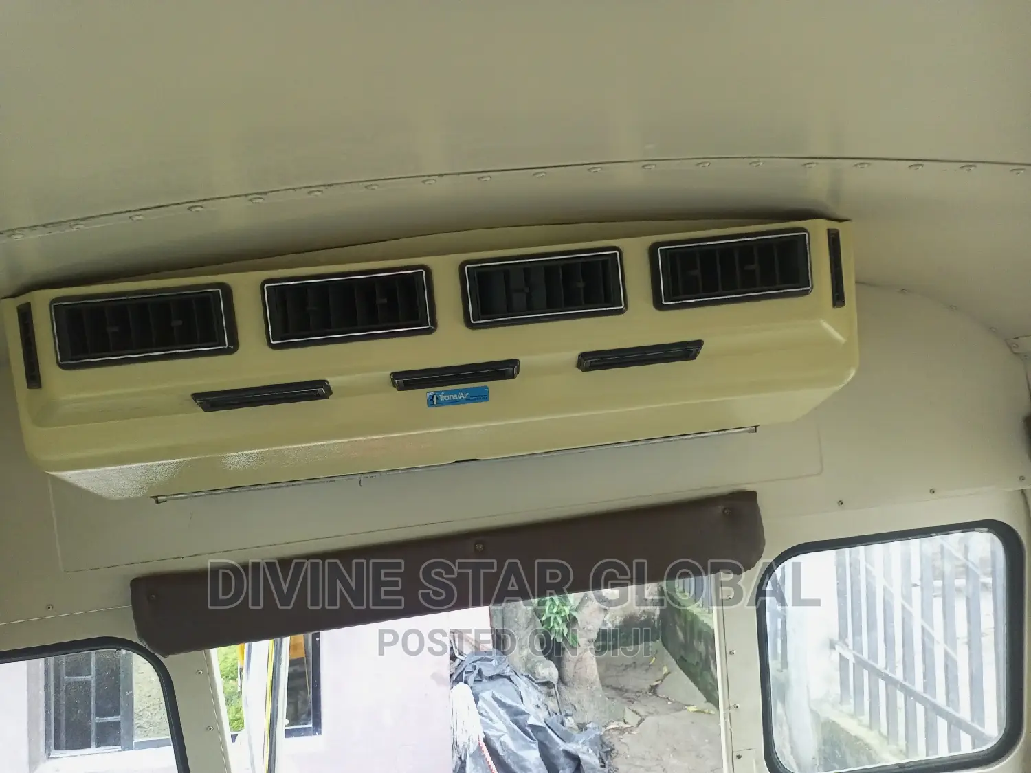 Bus 1997 Yellow