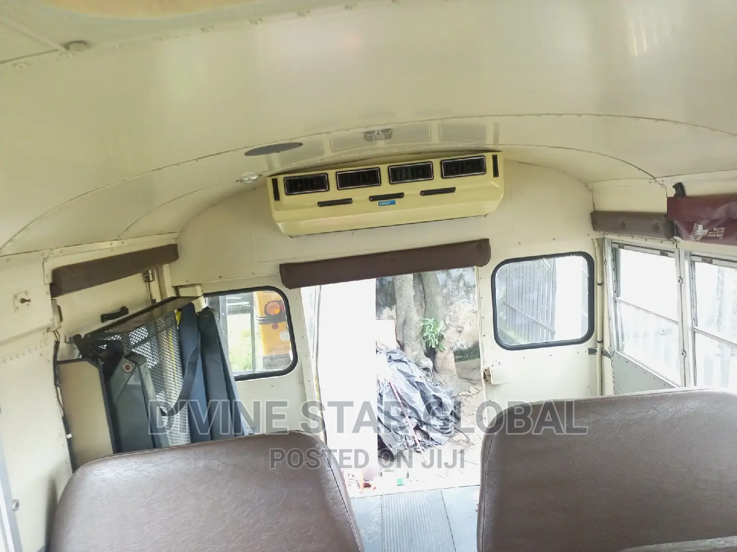 Bus 1997 Yellow