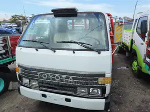 Toyota Dyna 300 With Red Bucket
