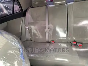 Toyota Corolla 2013 Silver
