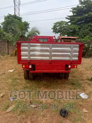 Toyota DYNA 200 300