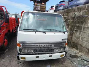Toyota Dyna 200 With Red Bucket