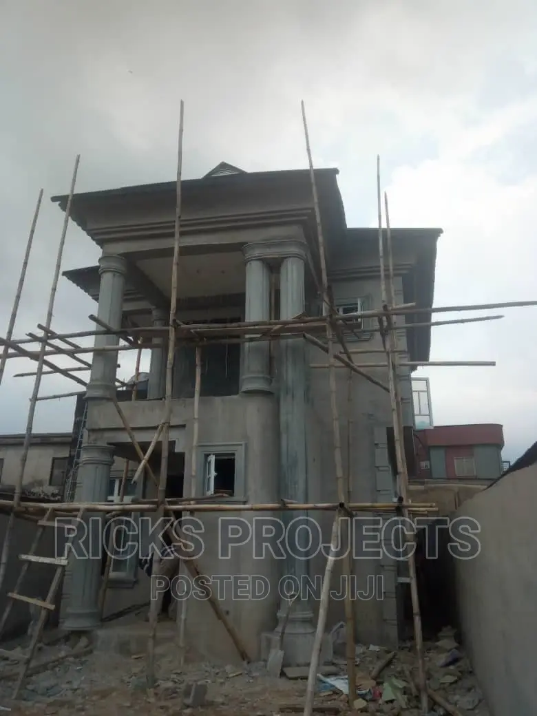 Structural Engineers and Builders
