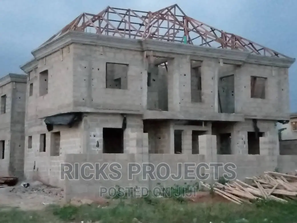 Structural Engineers and Builders