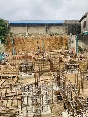 Structural Engineers and Builders