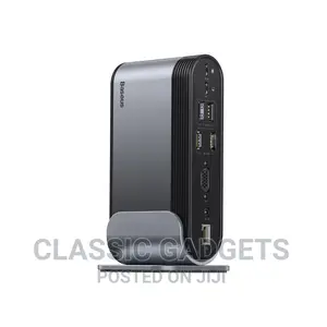 Baseus 17 in 1 3 Monitors Docking Station