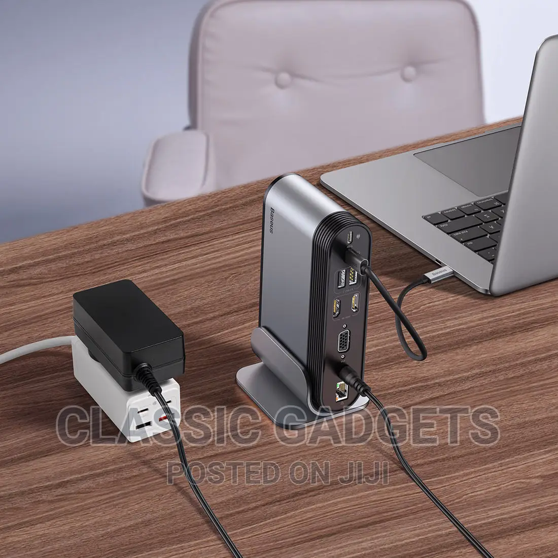 Baseus 17 in 1 3 Monitors Docking Station