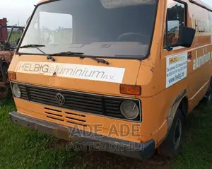Volkswagen LT 1985 Orange