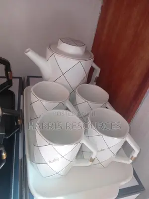 Tea Dinner Set With Jug - Glassware