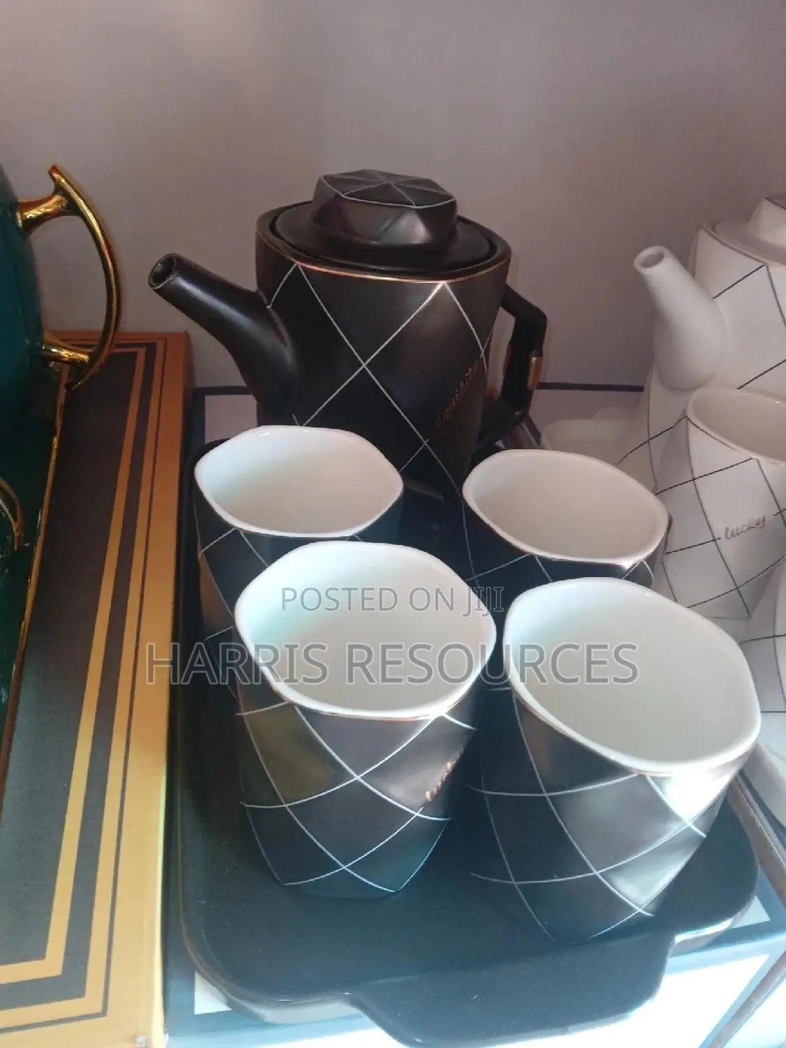 Tea Dinner Set With Jug - Glassware