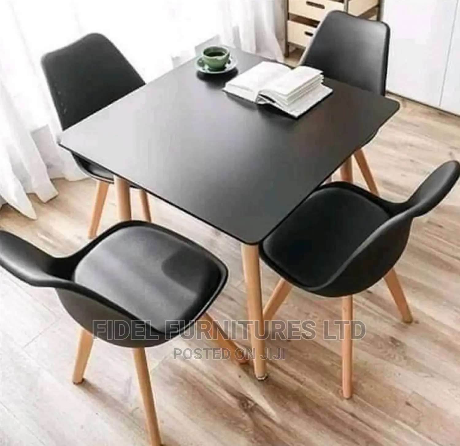 Guaranteed Quality Bar Set