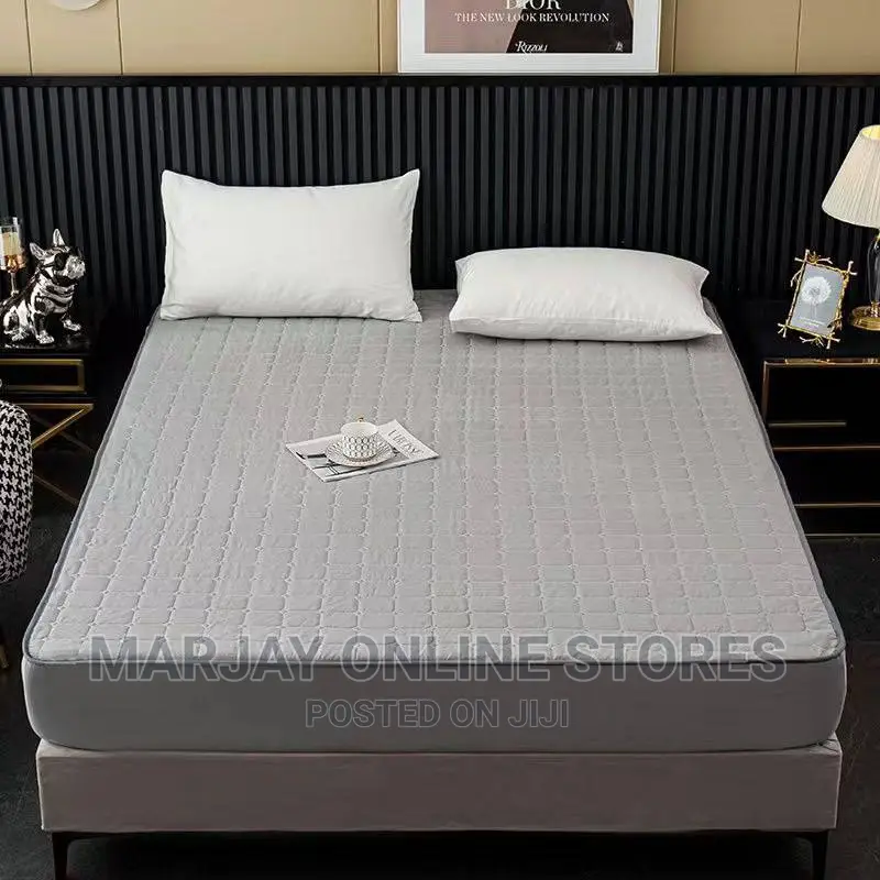 Waterproof Bed Cover With Waterproof Pillow Cases