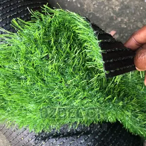 25mm Green Grass (We Sell Per Sqm)