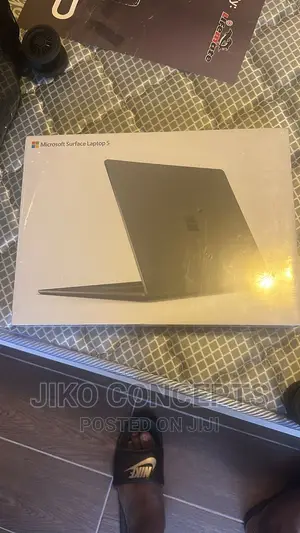New Laptop Microsoft Surface Laptop 5 16GB Intel Core I7 SSD 512GB