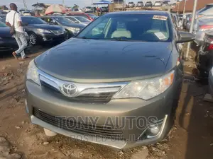 Toyota Camry 2013 Green