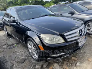 Mercedes-Benz C300 2010 Black